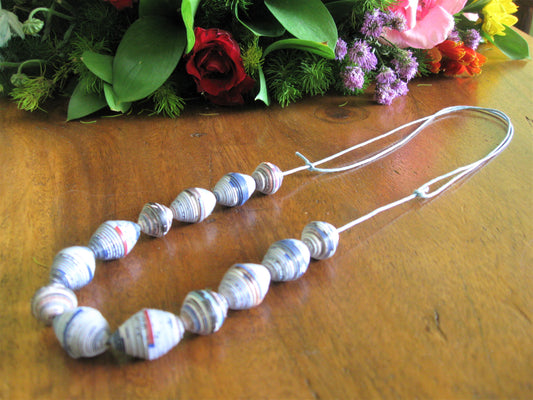Beads of Java Necklace - "Lively"